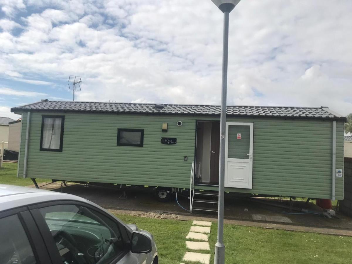 Swift Loire Hotel Jaywick Sands Kültér fotó