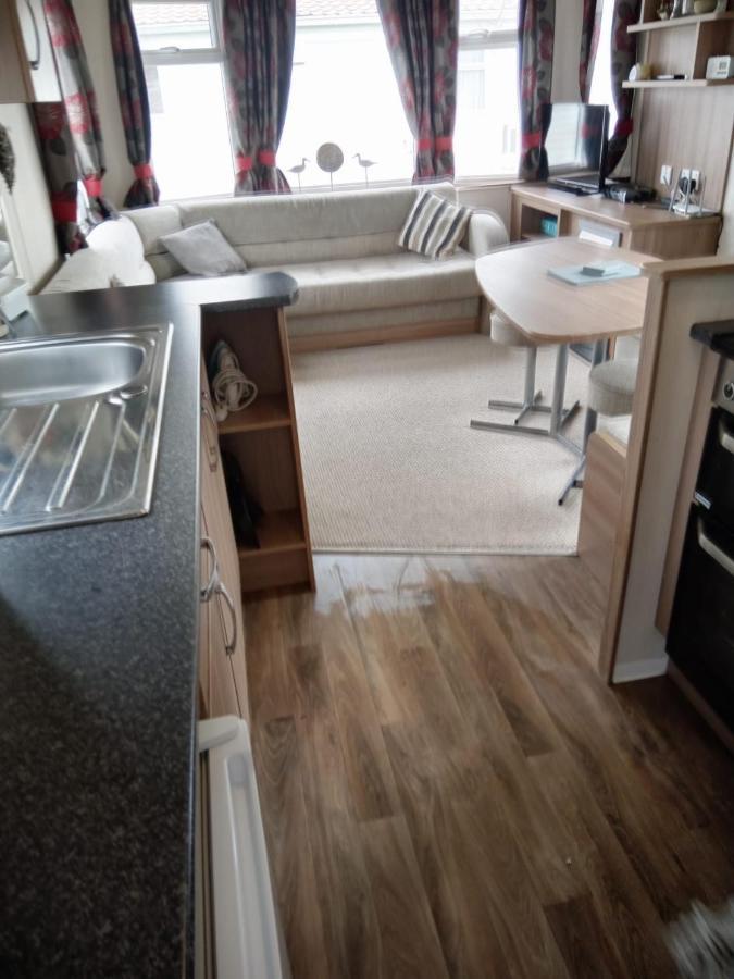 Swift Loire Hotel Jaywick Sands Kültér fotó